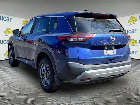 Used 2023 Nissan Rogue S AWD/4WD image 5