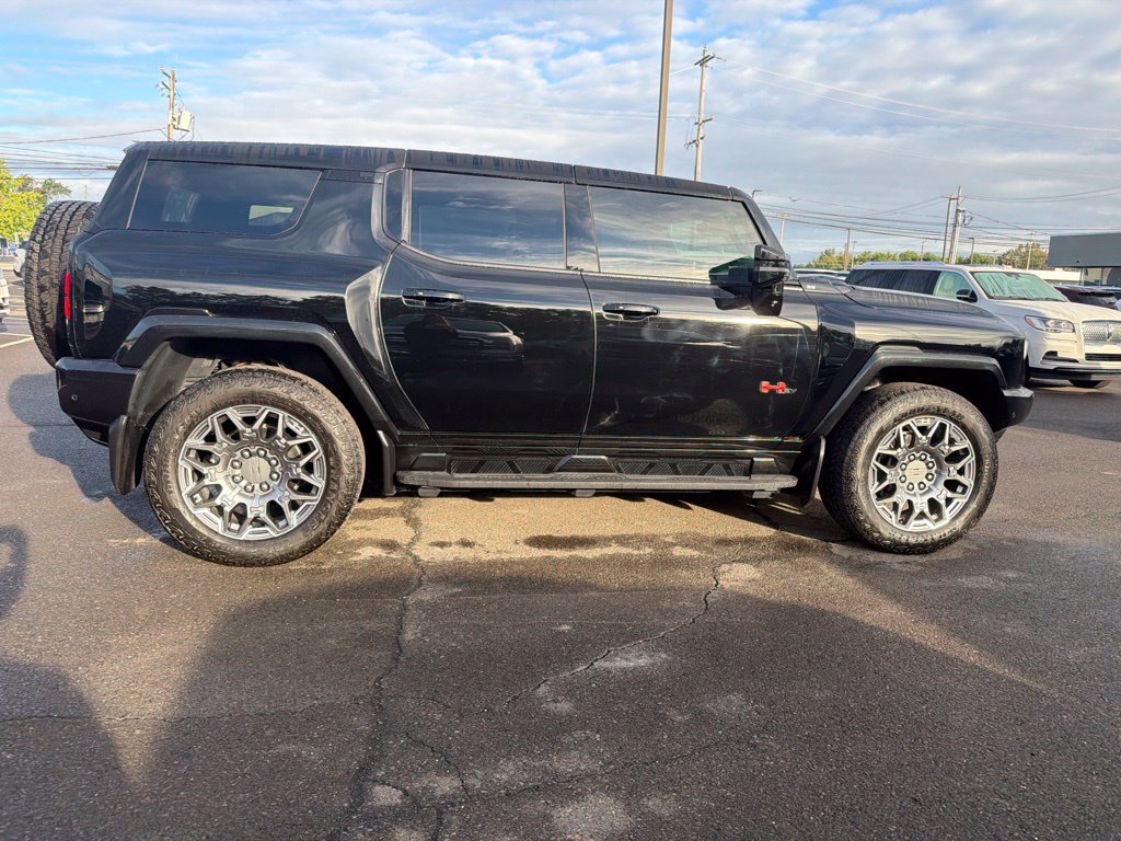 Used 2025 GMC Hummer EV 3X w/ LPO, Sport Package AWD/4WD image 7