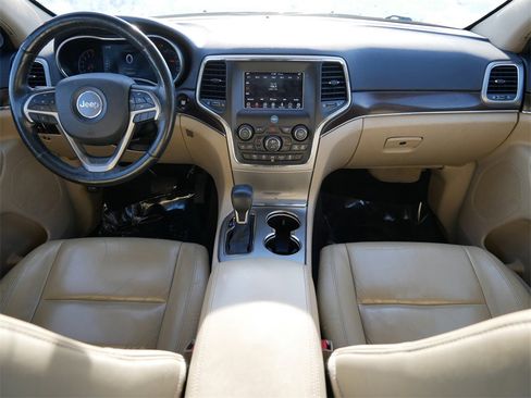 Used 2018 Jeep Grand Cherokee Limited w/ Trailer Tow Group IV image 15