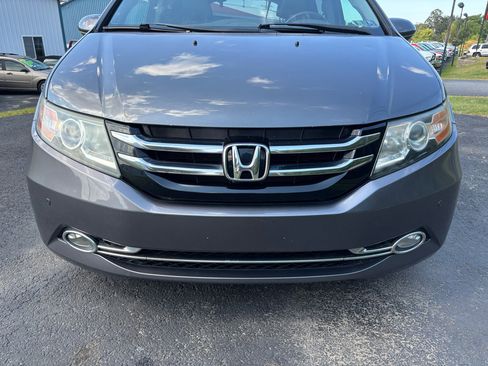 Used 2014 Honda Odyssey Touring image 9