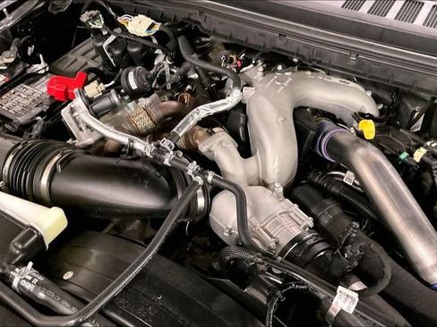 Used 2024 Ford F250 Lariat w/ Sport Appearance Package AWD/4WD image 36