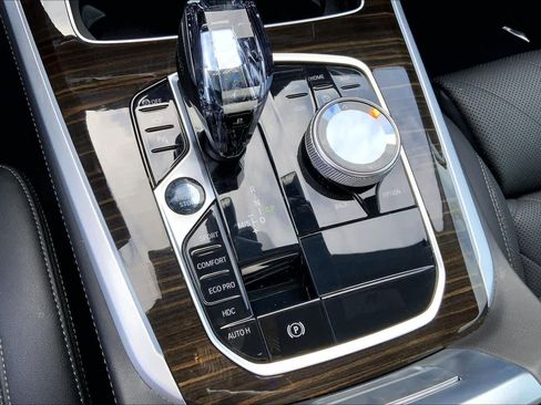 Used 2023 BMW X5 xDrive40i w/ Executive Package image 31