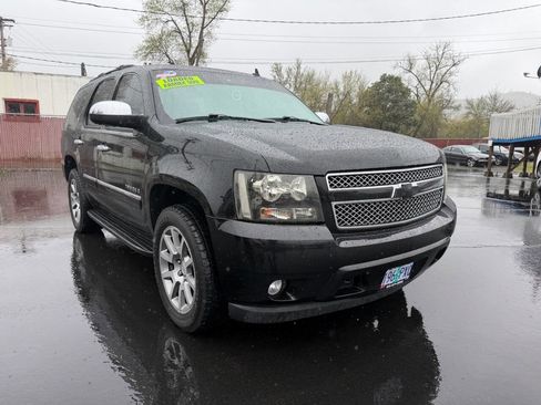 Used 2009 Chevrolet Tahoe LTZ image 2