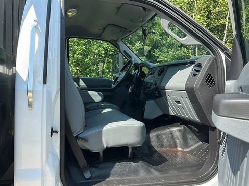 Used 2019 Ford F650 2WD Regular Cab Super Duty image 44