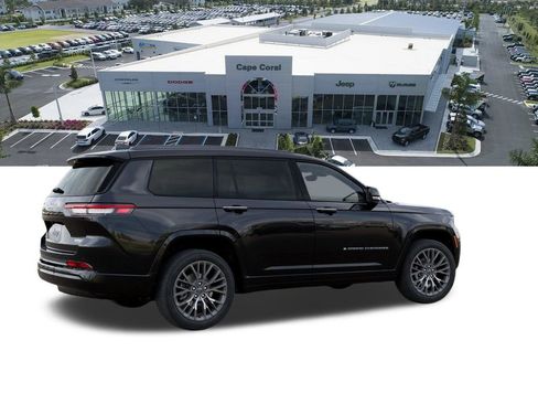 New 2026 Jeep Grand Cherokee L Summit w/ Advanced Protech Group IV AWD/4WD image 4