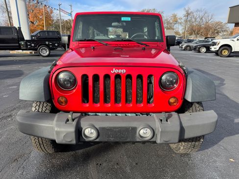 Used 2010 Jeep Wrangler Unlimited Sport w/ Trailer Tow Group image 2