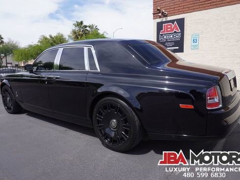 Used 2005 Rolls-Royce Phantom Sedan image 46
