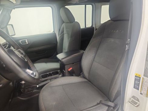 Certified 2024 Jeep Wrangler Sahara image 14