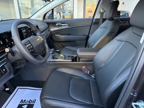 New 2026 Kia Sportage EX image 31