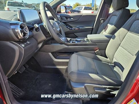 New 2026 Chevrolet Equinox LT AWD/4WD image 6