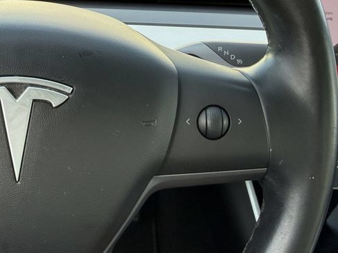 Used 2019 Tesla Model 3 Standard Range Plus RWD image 14