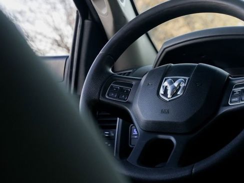 Used 2015 RAM 3500 Tradesman w/ Chrome Appearance Group image 43