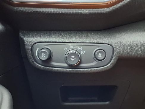 Used 2021 Chevrolet TrailBlazer ACTIV w/ Technology Package image 22