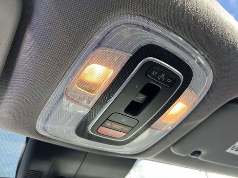 Used 2024 Hyundai Elantra SEL w/ Convenience Package image 40