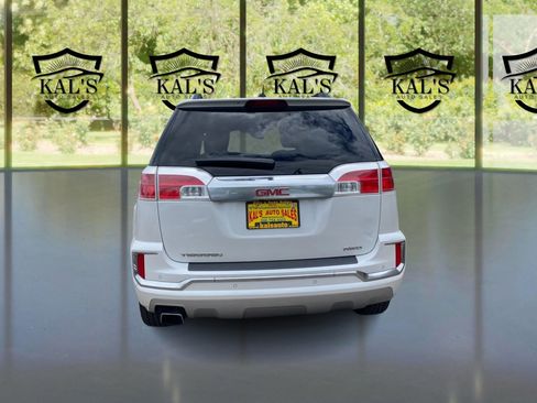 Used 2017 GMC Terrain Denali image 5