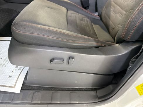 Used 2022 Nissan Frontier Pro-X RWD image 11