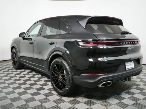 New 2026 Porsche Cayenne AWD/4WD image 3