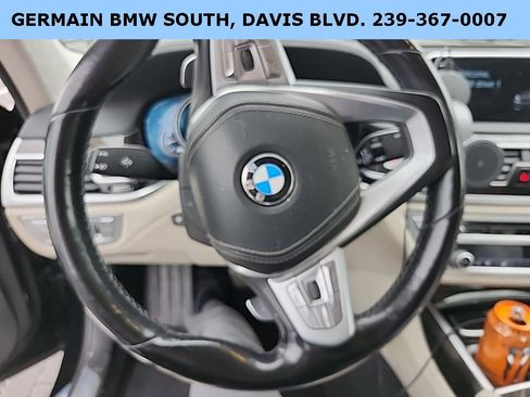 Used 2018 BMW 750i xDrive image 14