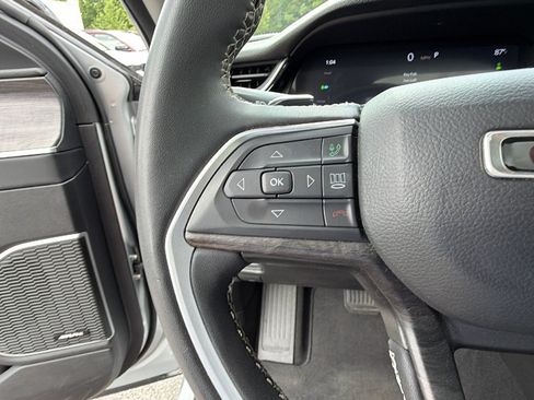 Used 2023 Jeep Grand Cherokee 4WD 4xe image 27