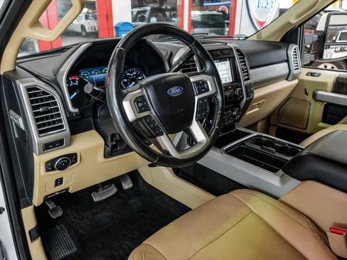 Used 2017 Ford F350 Lariat w/ Lariat Value Package AWD/4WD image 5