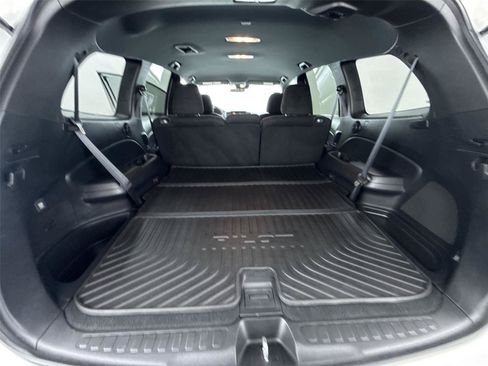 Used 2022 Honda Pilot Sport image 33