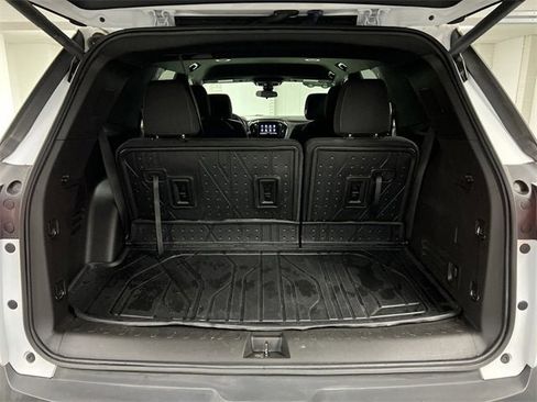 Certified 2023 Chevrolet Traverse LT image 25