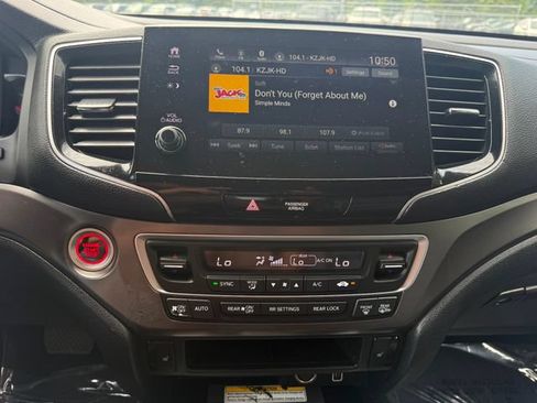 Used 2022 Honda Pilot Special Edition image 9