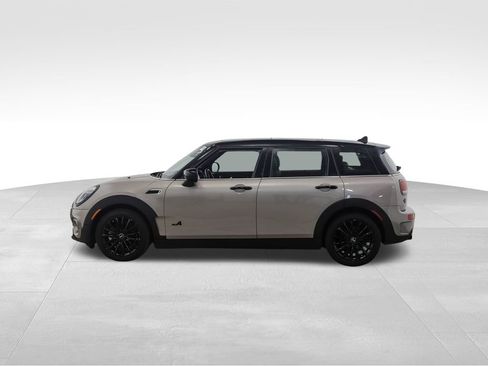Used 2023 MINI Cooper Clubman S w/ Premium Package image 2