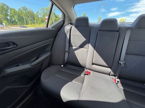 Used 2025 Nissan Altima 2.5 SV FWD image 34