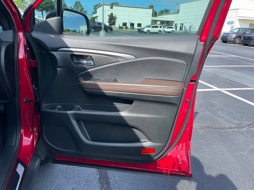 Certified 2024 Honda Ridgeline RTL image 29