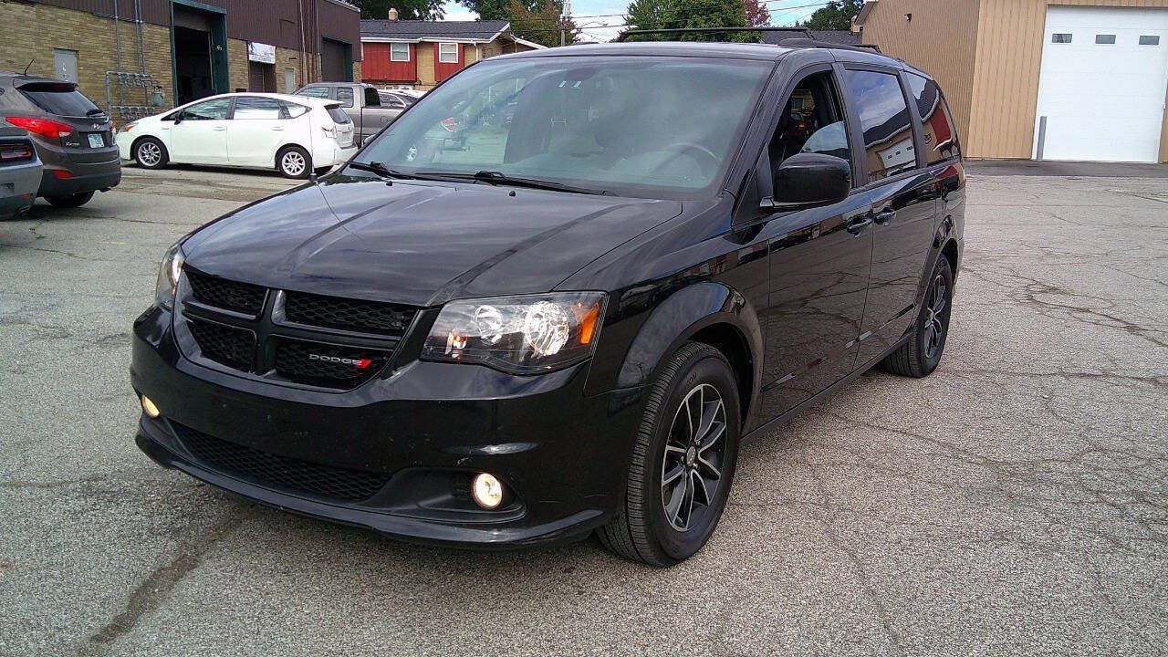 Used 2019 Dodge Grand Caravan GT FWD image 1