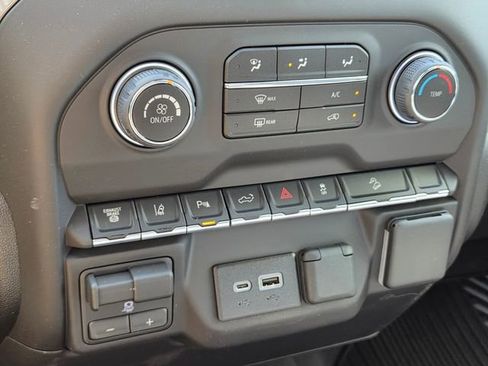 New 2026 Chevrolet Silverado 2500 Custom w/ Custom Value Package AWD/4WD image 27