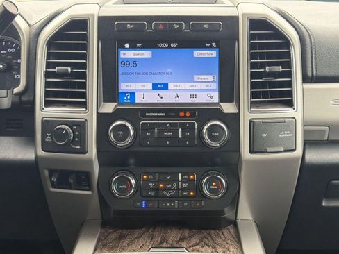 Used 2019 Ford F250 Lariat w/ Lariat Value Package image 25