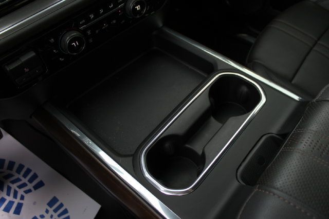 Used 2025 Chevrolet Silverado 2500 High Country AWD/4WD image 17