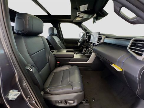 New 2026 Toyota Tundra Platinum image 31