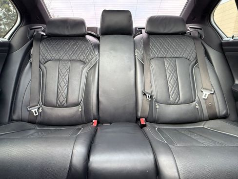 Used 2018 BMW 750i xDrive image 39