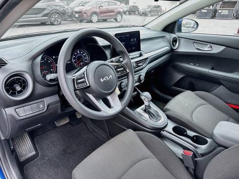 Certified 2023 Kia Forte LXS FWD image 9