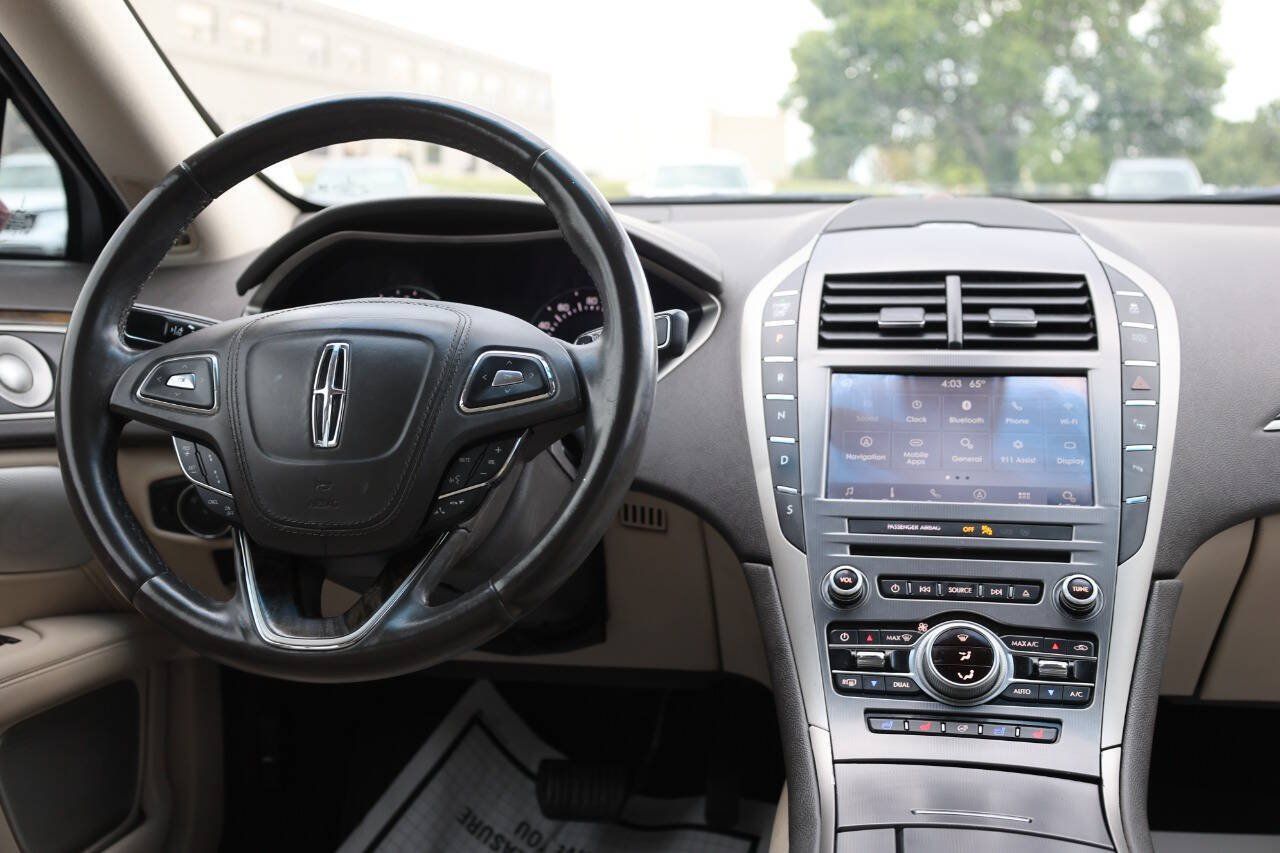 Used 2017 Lincoln MKZ Reserve w/ Luxury Package AWD/4WD image 24