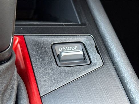 New 2026 Nissan Kicks SR image 28