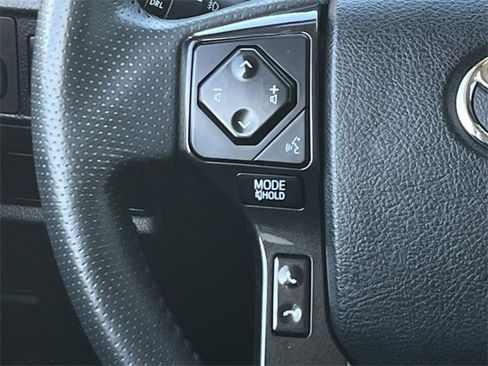 Used 2020 Toyota 4Runner Venture image 15