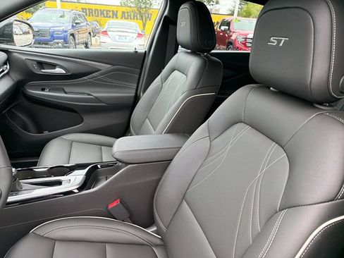 New 2026 Buick Envista Sport Touring w/ Studio Series FWD image 20