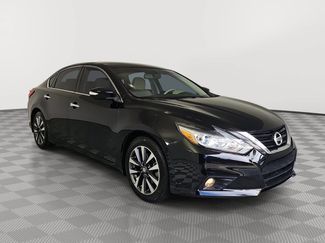 Used 2016 Nissan Altima 2.5 SV w/ Convenience Package FWD video 2