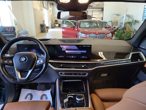 Used 2025 BMW X5 xDrive40i AWD/4WD image 18