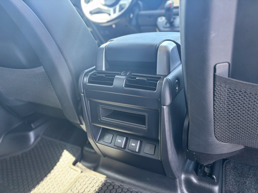 Used 2024 Land Rover Defender 110 S AWD/4WD image 6