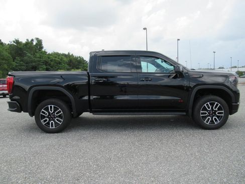 New 2026 GMC Sierra 1500 AT4 w/ AT4 Premium Package AWD/4WD image 2