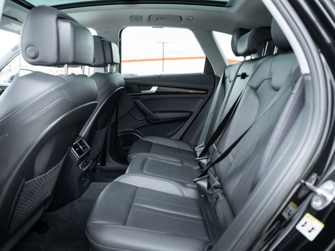 Used 2018 Audi Q5 2.0T Premium Plus w/ Premium Plus Package image 13