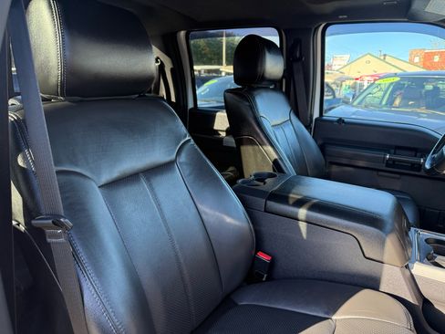 Used 2015 Ford F350 Lariat w/ Chrome Package image 21