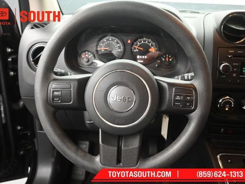 Used 2017 Jeep Compass Sport w/ Power Value Group FWD image 17