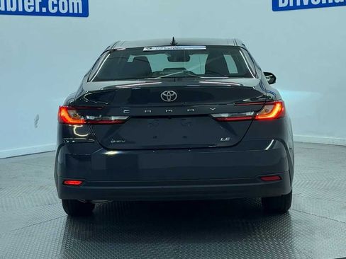 Used 2025 Toyota Camry LE w/ Convenience Package FWD image 7