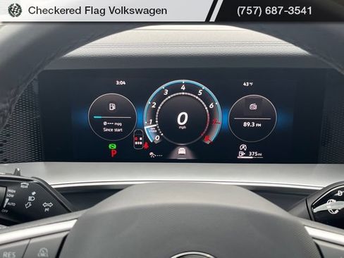 New 2026 Volkswagen Tiguan SE R-Line FWD image 34